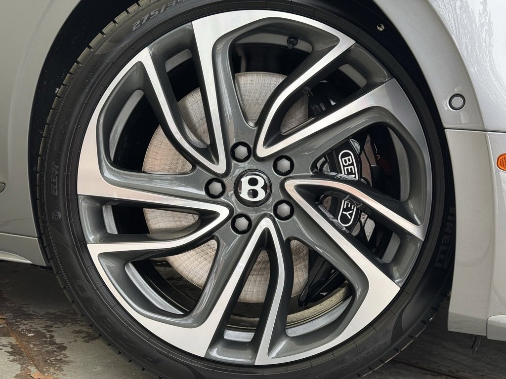 New 2026 Bentley Flying Spur Plug-In Hybrid image 56