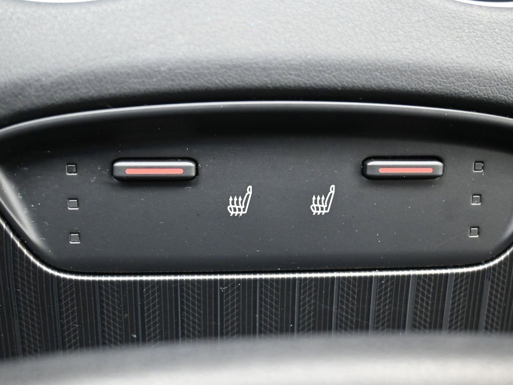 Certified 2024 Toyota Venza Nightshade image 30