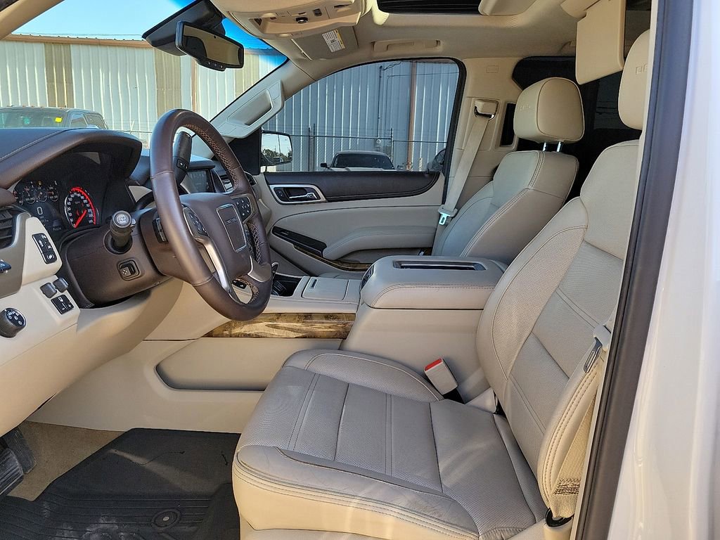 Used 2016 GMC Yukon Denali w/ Open Road Package image 19