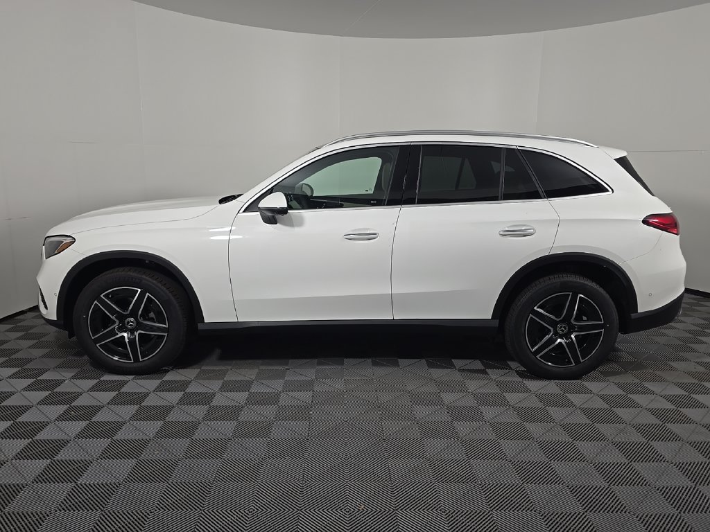 New 2026 Mercedes-Benz GLC 300 4MATIC image 2