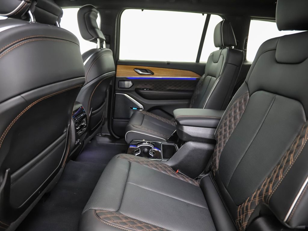 Used 2023 Jeep Grand Cherokee L Summit image 22