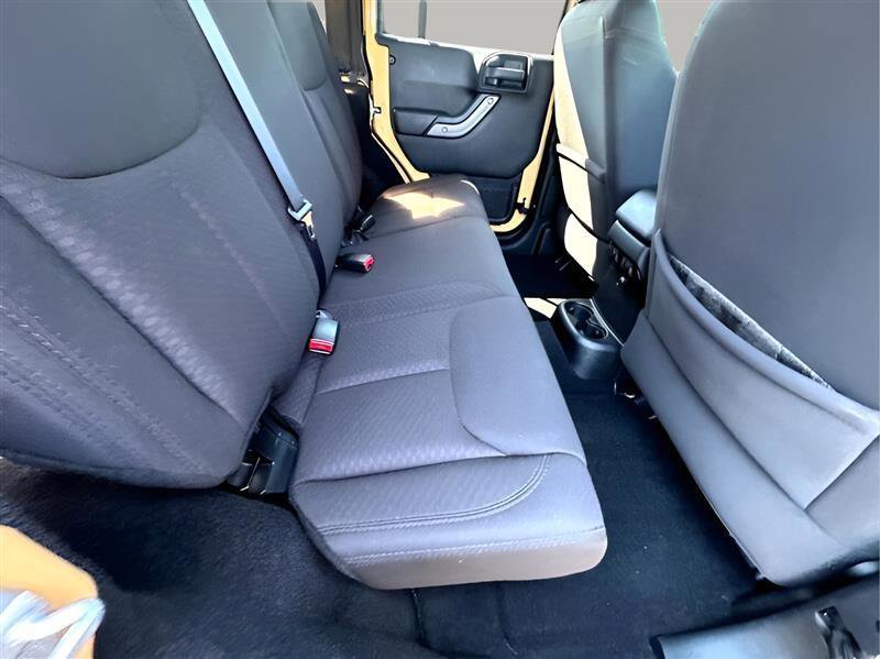 Used 2014 Jeep Wrangler Unlimited Sport w/ Quick Order Package 24S image 17