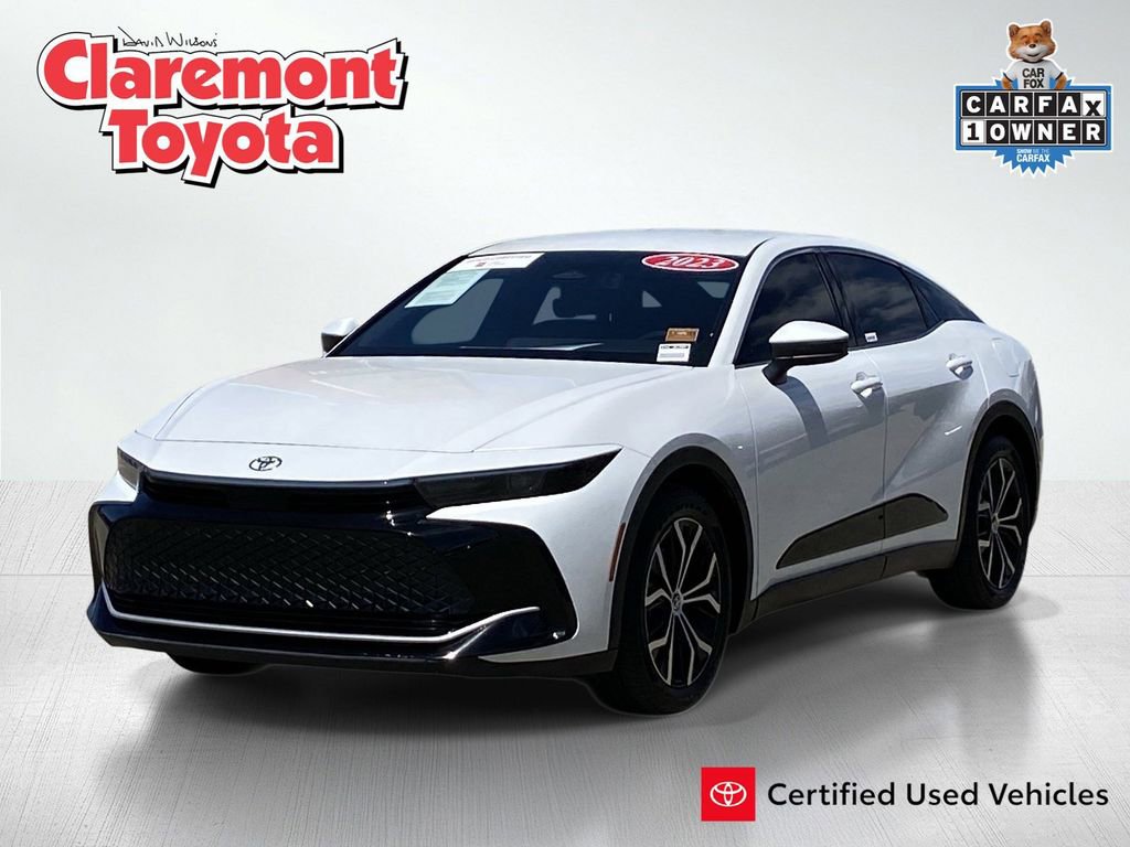 Certified 2023 Toyota Crown XLE image 1