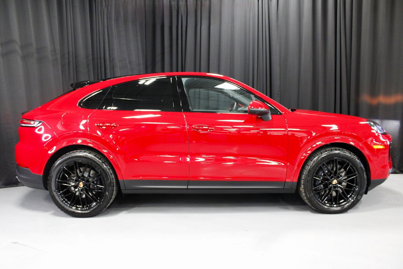 New 2026 Porsche Cayenne Coupe image 8