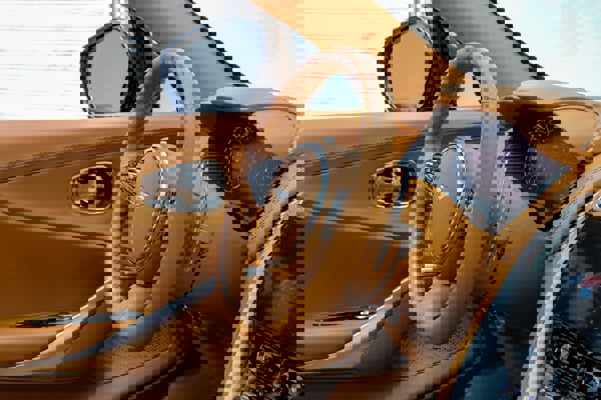 Used 2021 Aston Martin DBX AWD/4WD image 11