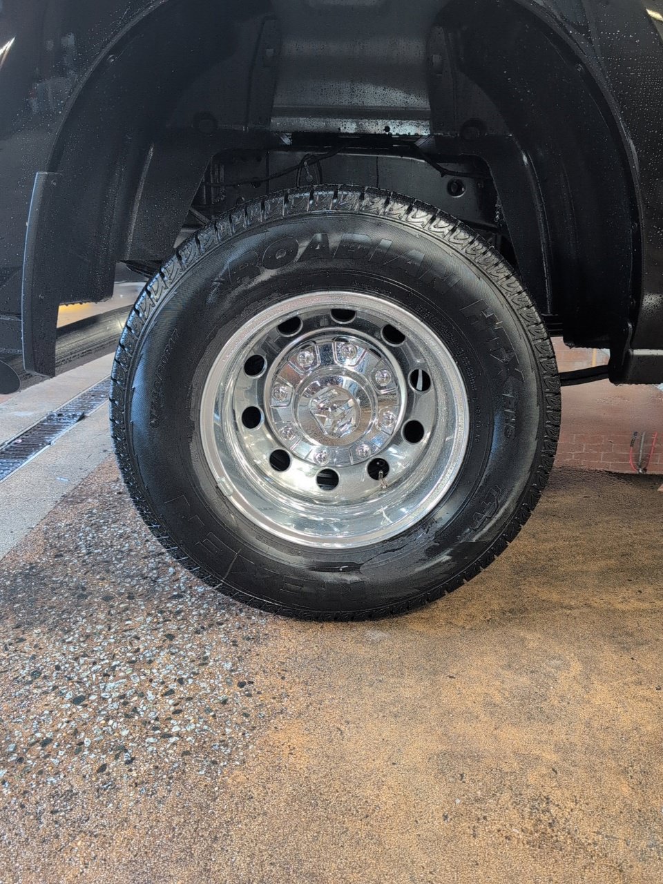 New 2026 RAM 3500 Laramie w/ Sport Appearance Package AWD/4WD image 15