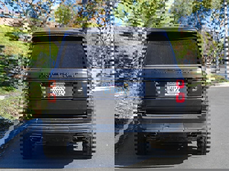 Used 2019 Land Rover Range Rover HSE image 5