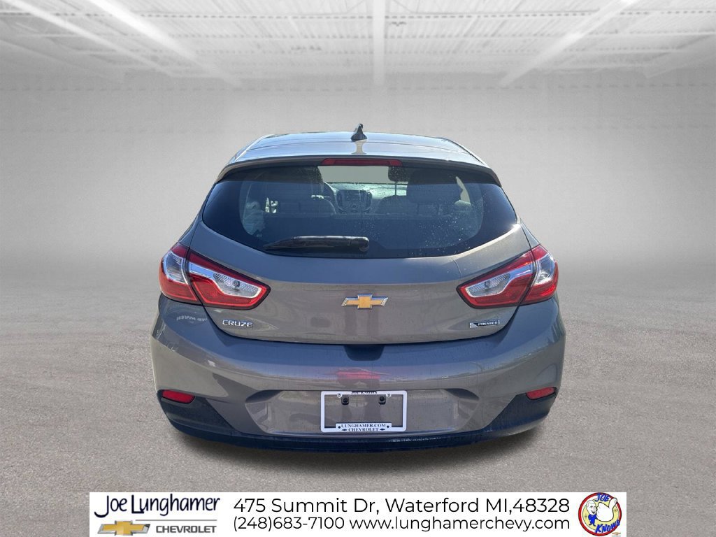 Used 2017 Chevrolet Cruze Premier FWD image 4