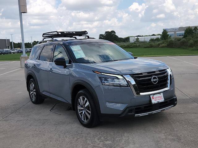 Certified 2023 Nissan Pathfinder SL FWD image 3