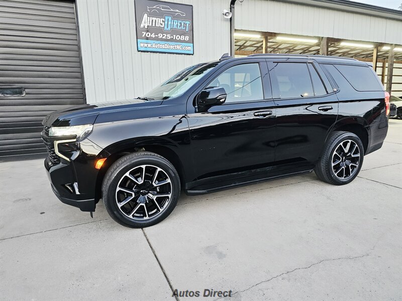 Used 2021 Chevrolet Tahoe RST w/ Luxury Package RWD image 3