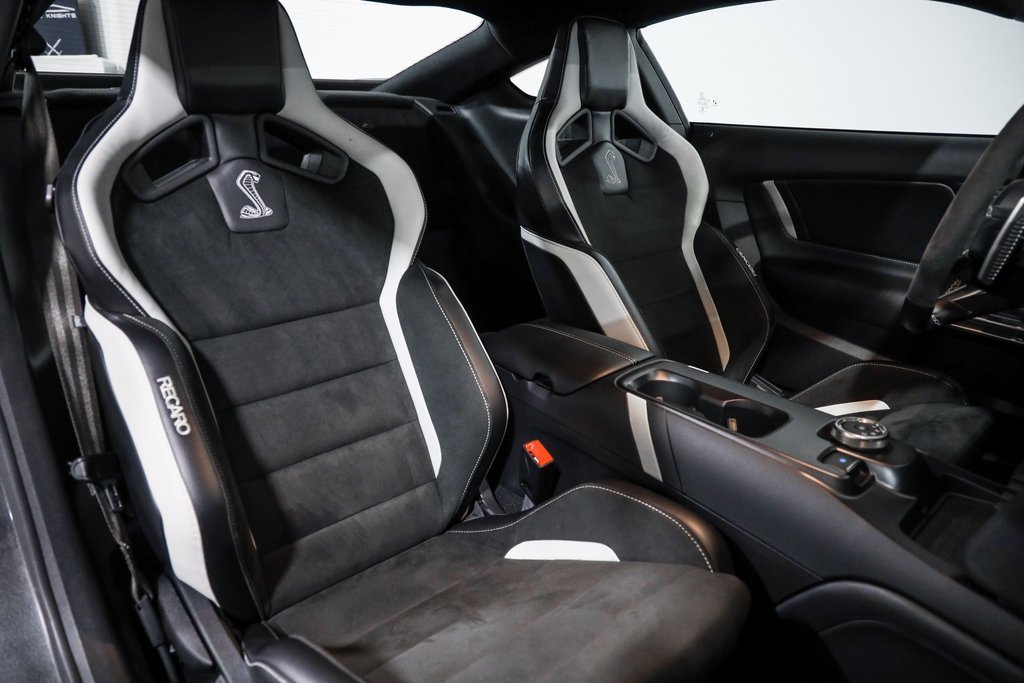Used 2020 Ford Mustang Shelby GT500 w/ Carbon Fiber Track Pack image 27