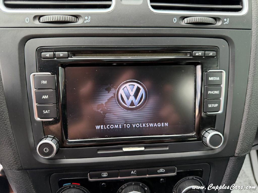 Used 2012 Volkswagen Golf 4-Door image 24