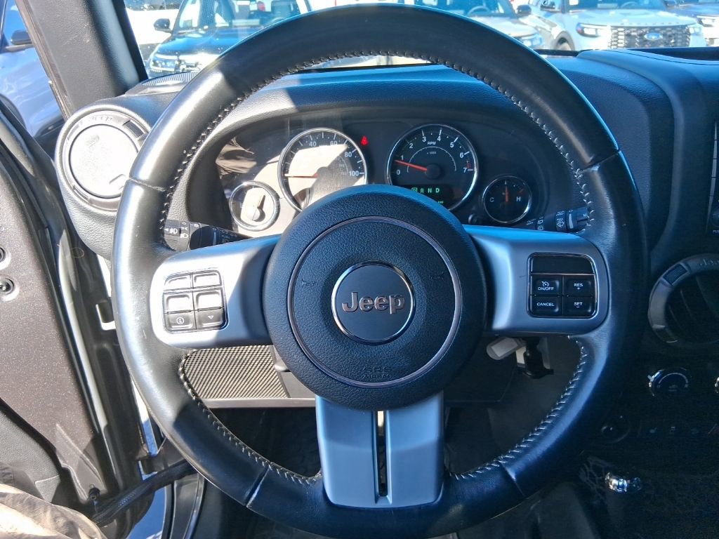 Used 2016 Jeep Wrangler Unlimited Sport image 10