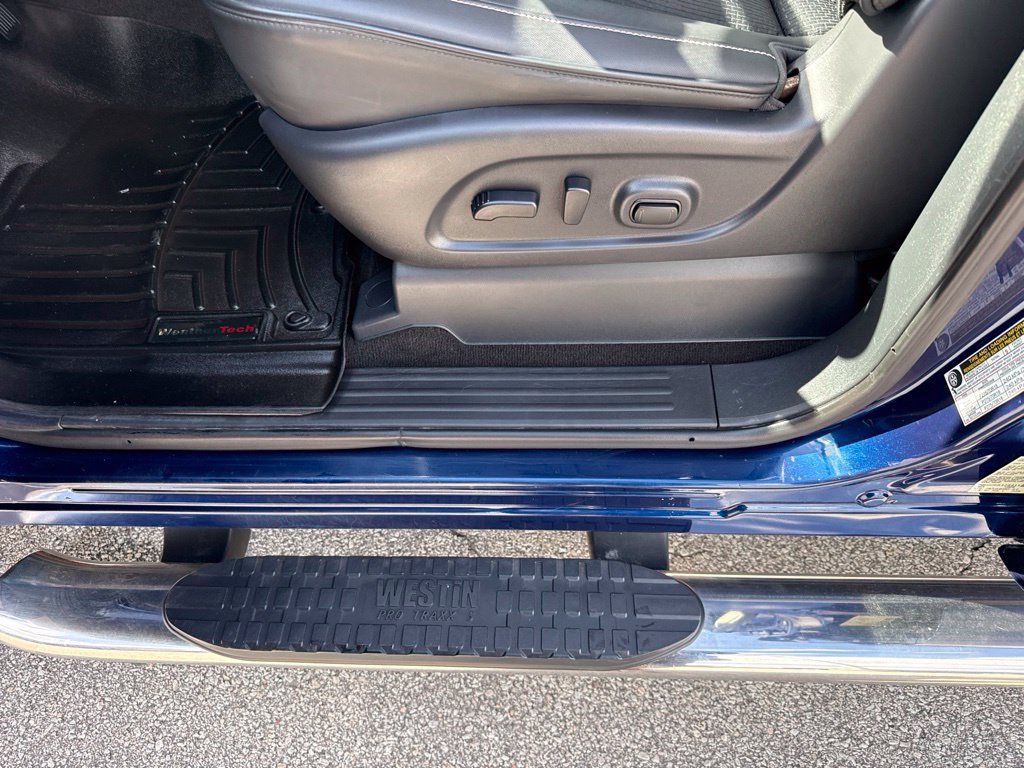 Used 2018 Nissan Titan PRO-4X AWD/4WD image 17