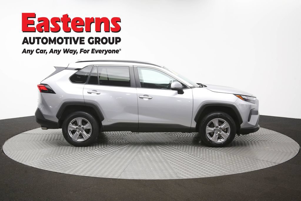 Used 2024 Toyota RAV4 XLE AWD/4WD image 43