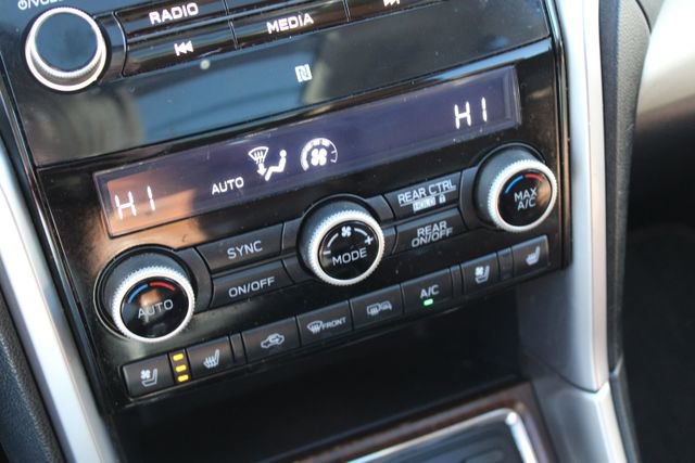 Used 2019 Subaru Ascent Touring w/ Popular Package #2 image 23