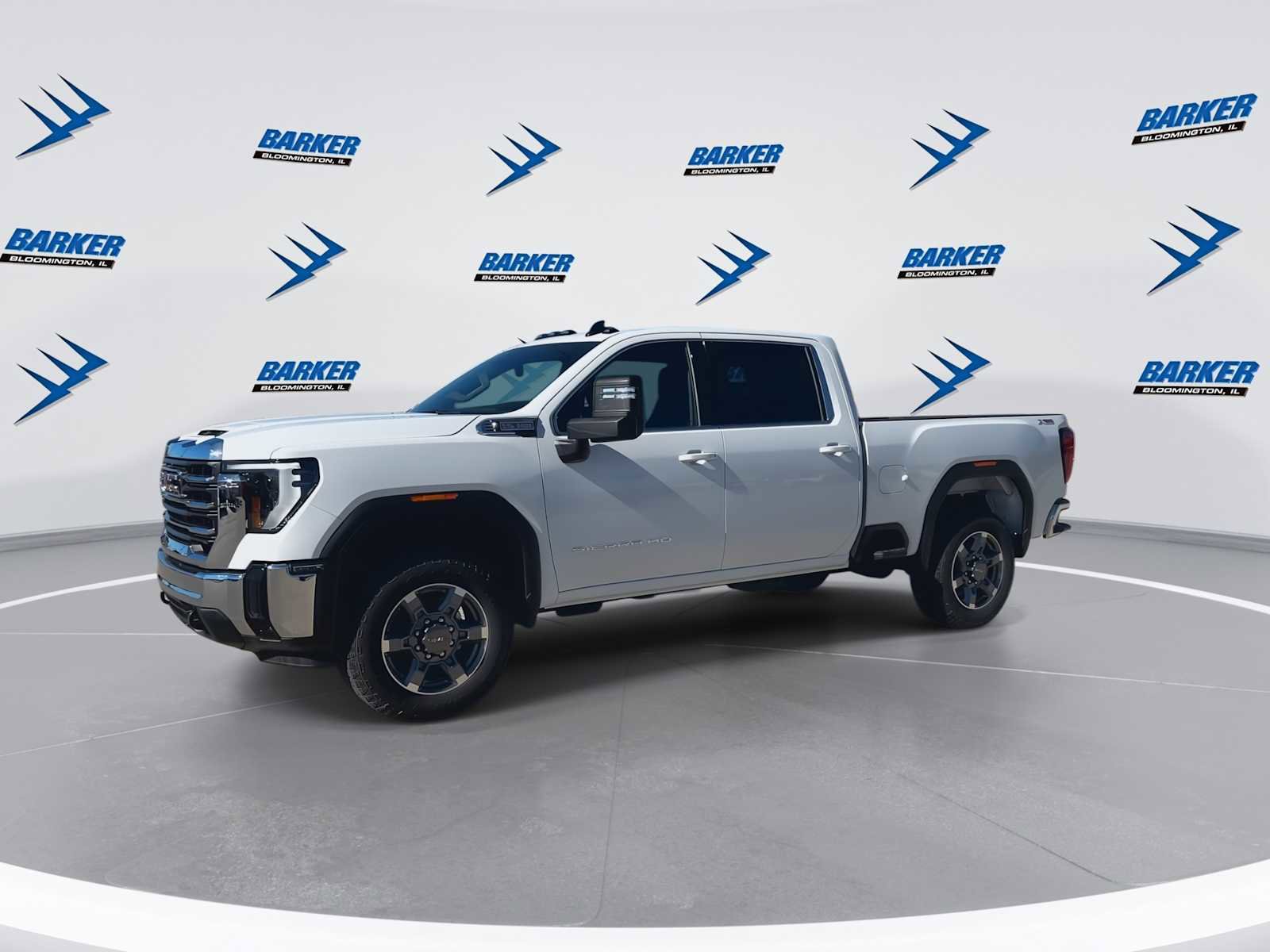 New 2026 GMC Sierra 2500 SLE image 4