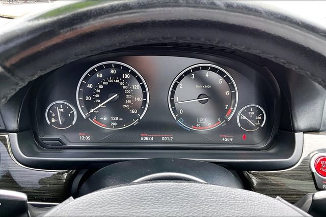 Used 2016 BMW 550i xDrive Sedan image 24