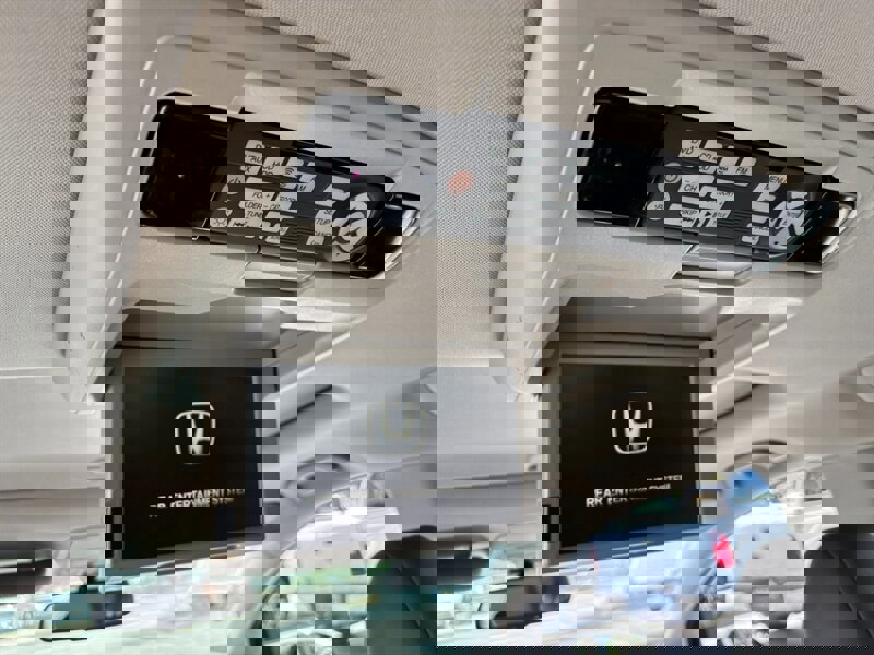 Used 2016 Honda Odyssey Touring image 12