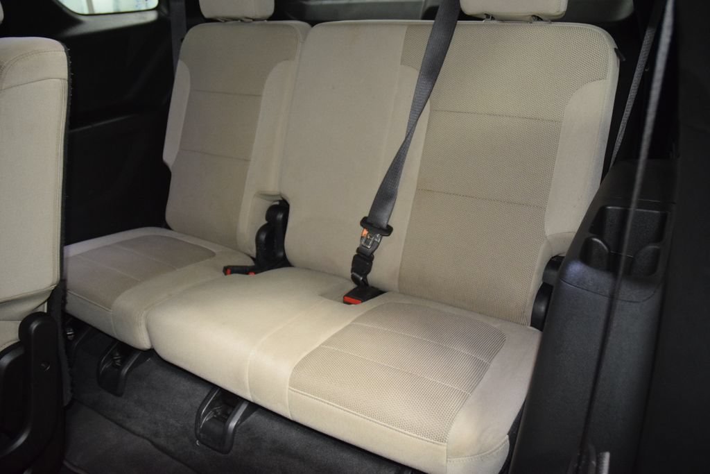Used 2023 Chevrolet Traverse LS w/ Safety Package FWD image 40