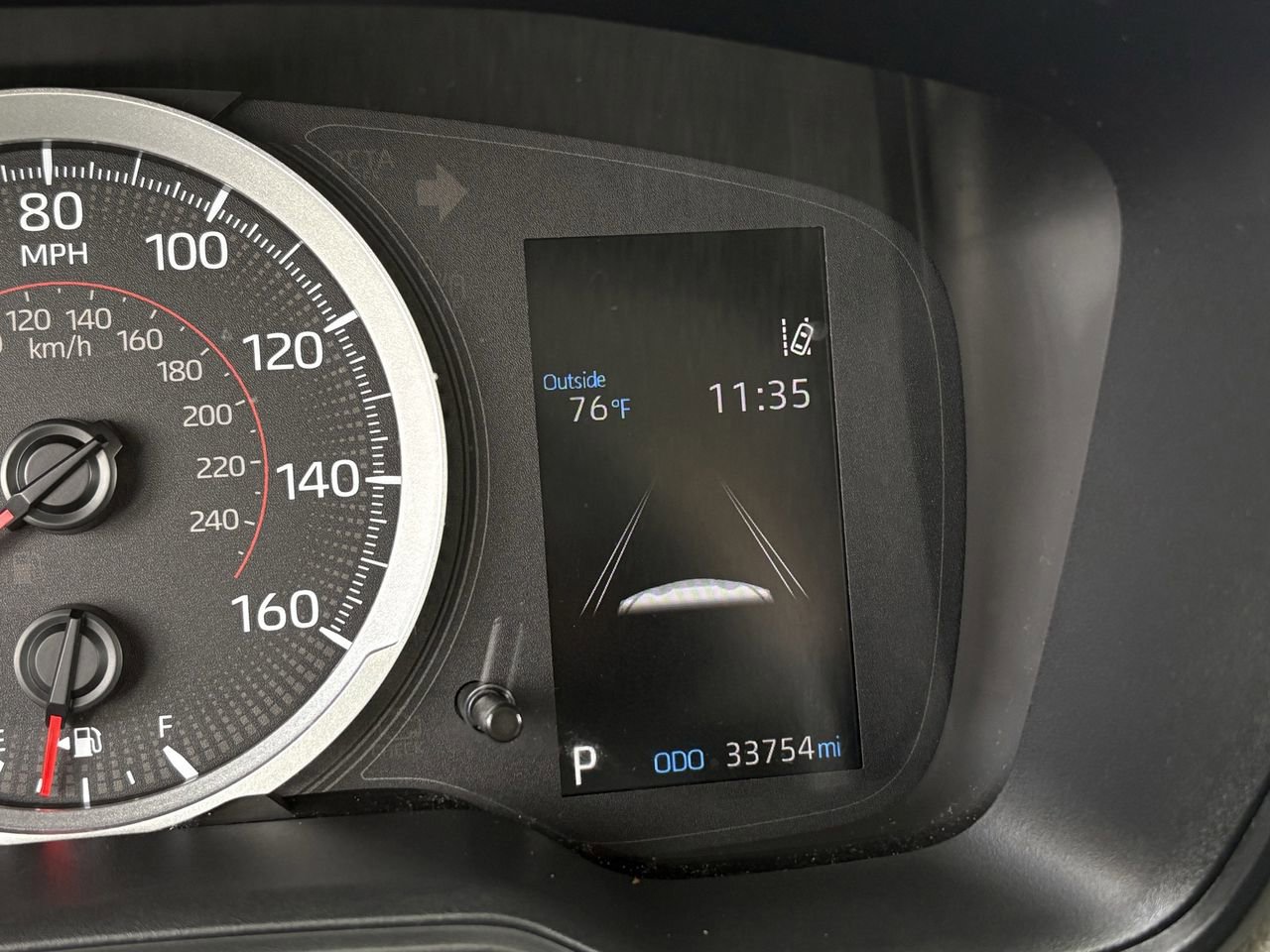 Used 2022 Toyota Corolla Cross LE image 15