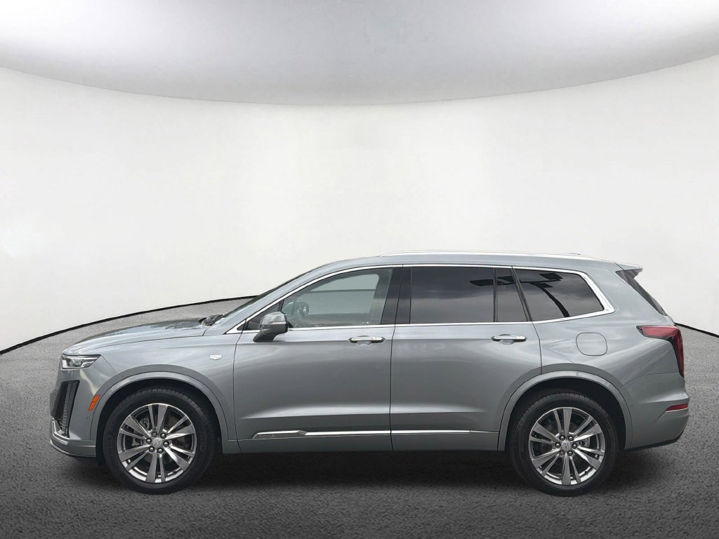 Certified 2024 Cadillac XT6 Premium Luxury w/ Technology Package AWD/4WD image 17