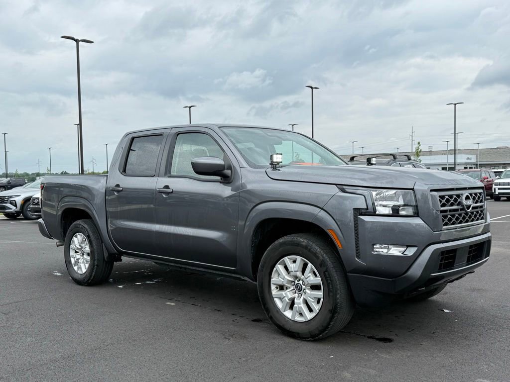 Used 2024 Nissan Frontier SV w/ SV Convenience Package AWD/4WD image 3