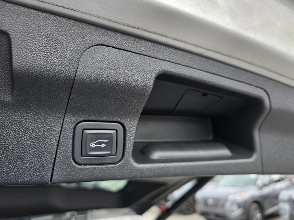 Used 2019 GMC Acadia SLT FWD image 11