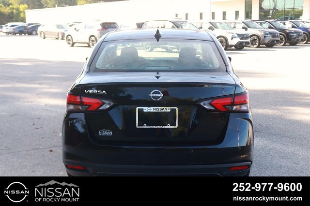 Used 2025 Nissan Versa SV FWD image 6