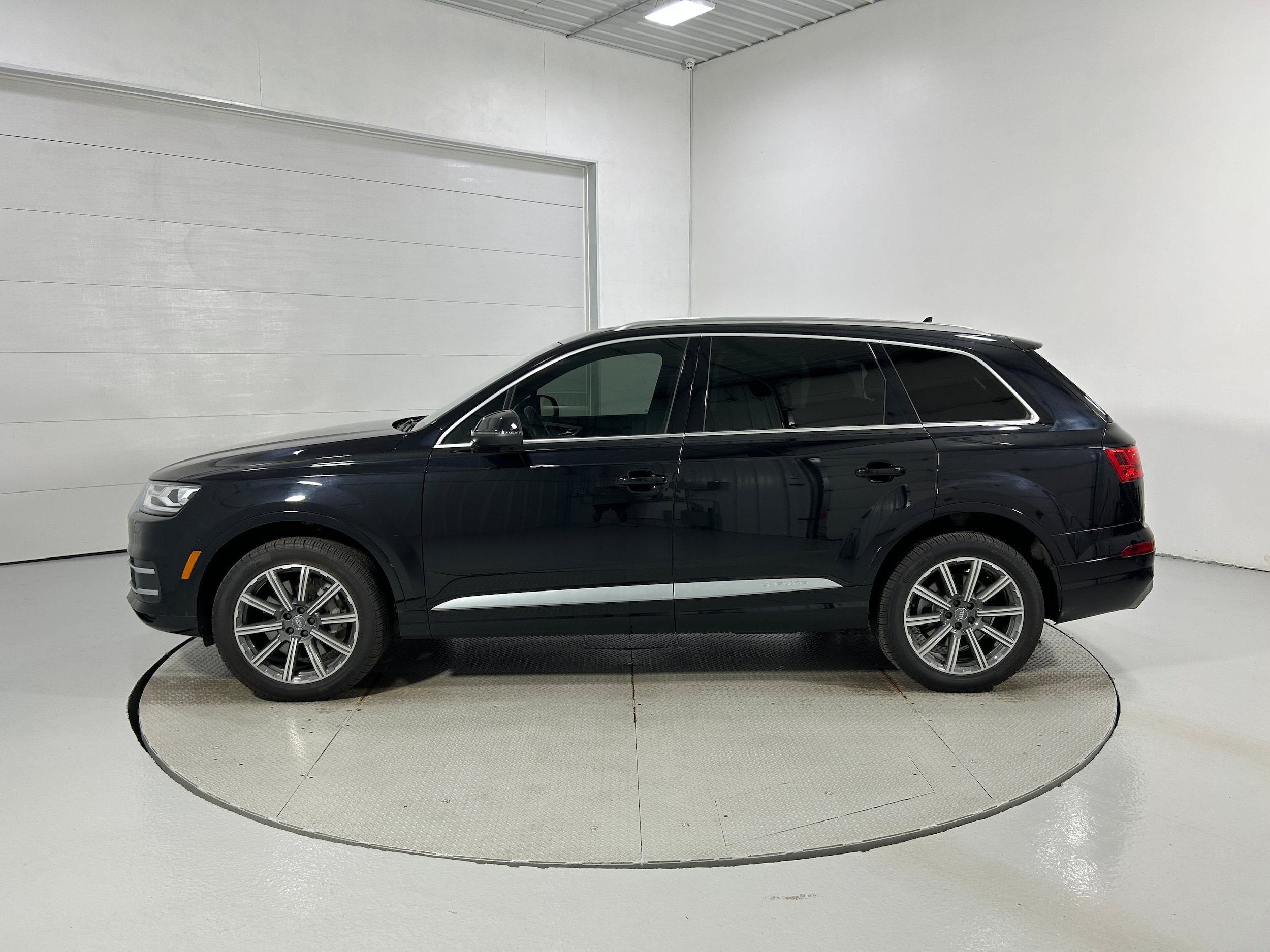 Used 2018 Audi Q7 2.0T Premium Plus w/ Premium Plus Package AWD/4WD image 21
