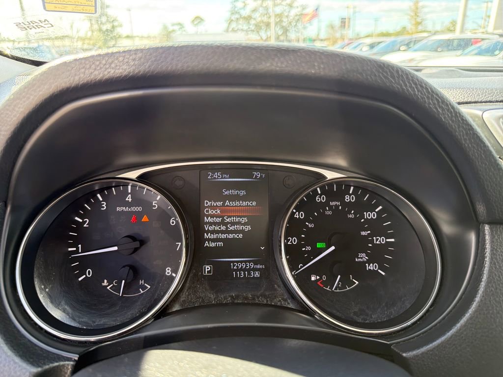 Used 2015 Nissan Rogue S image 27