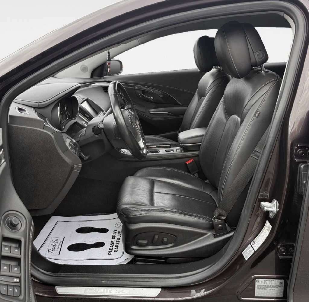 Used 2014 Buick LaCrosse Premium w/ Driver Confidence Package FWD image 12