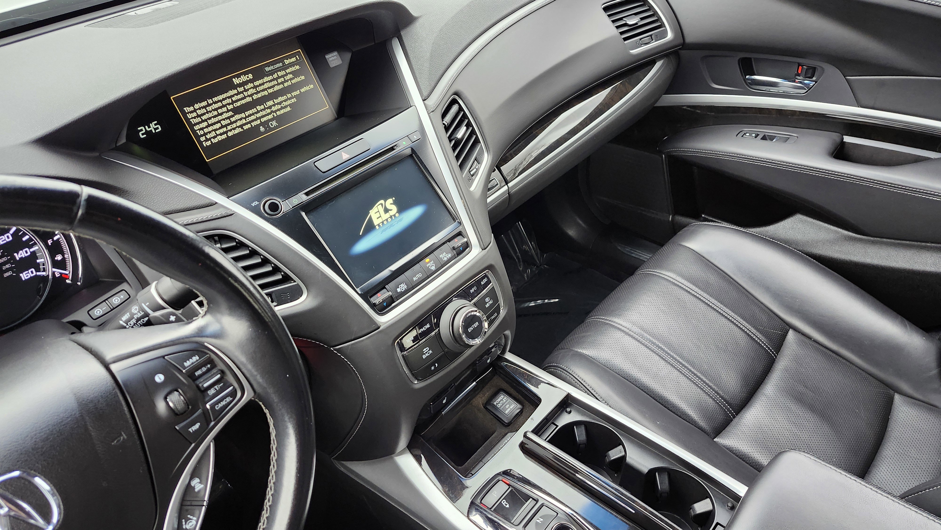 Used 2018 Acura RLX w/ Technology Package image 32