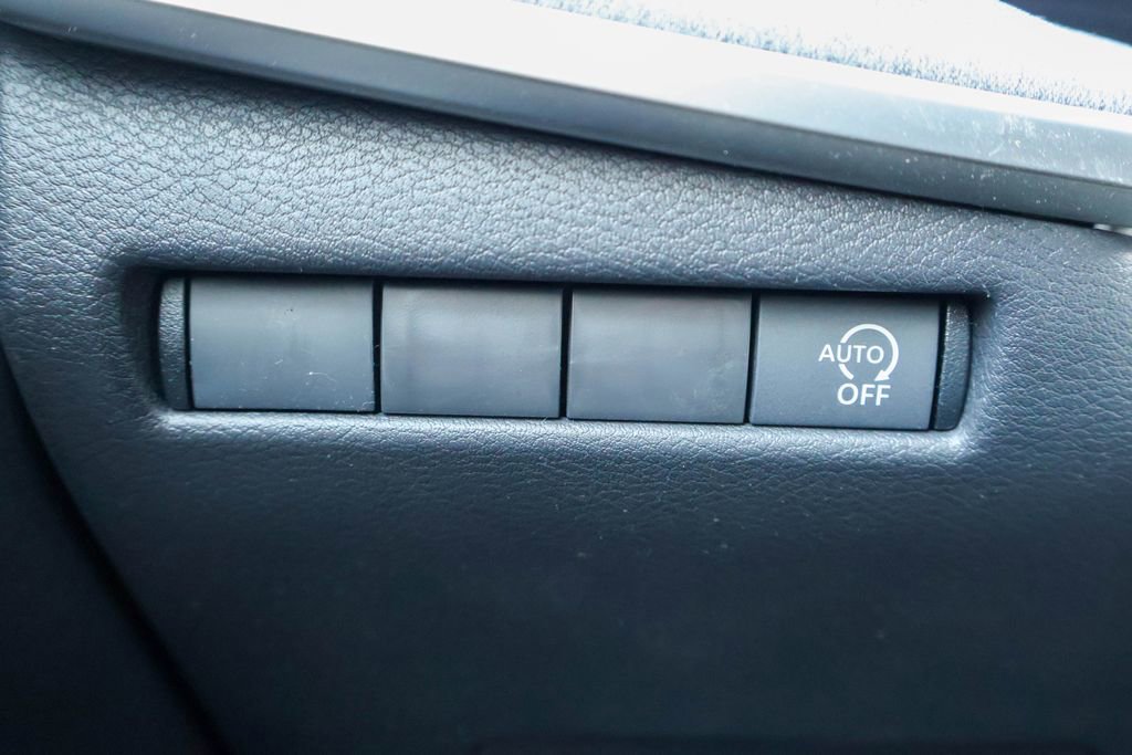 New 2026 Nissan Kicks SV image 16