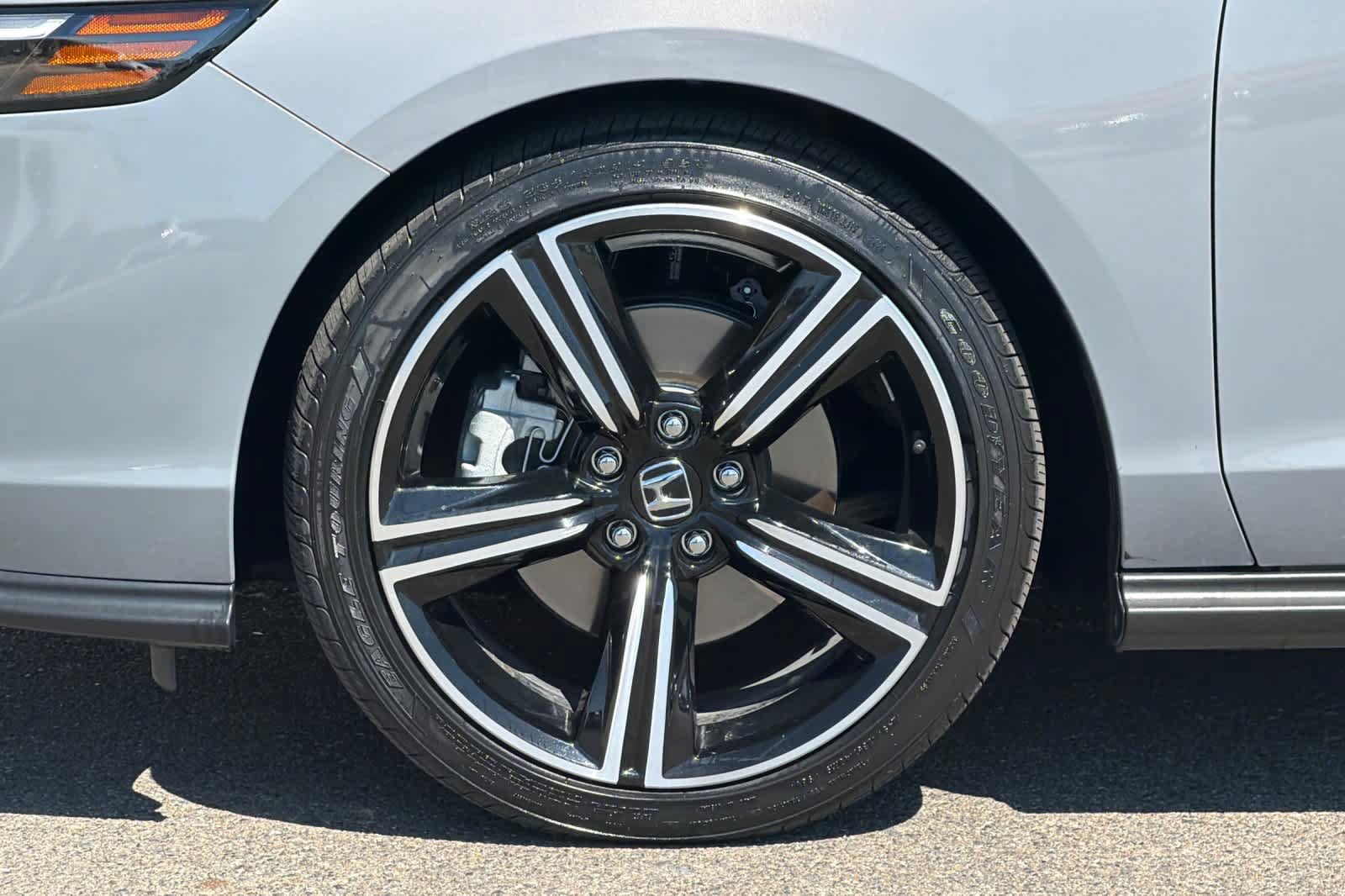 Used 2024 Honda Accord Sport image 28