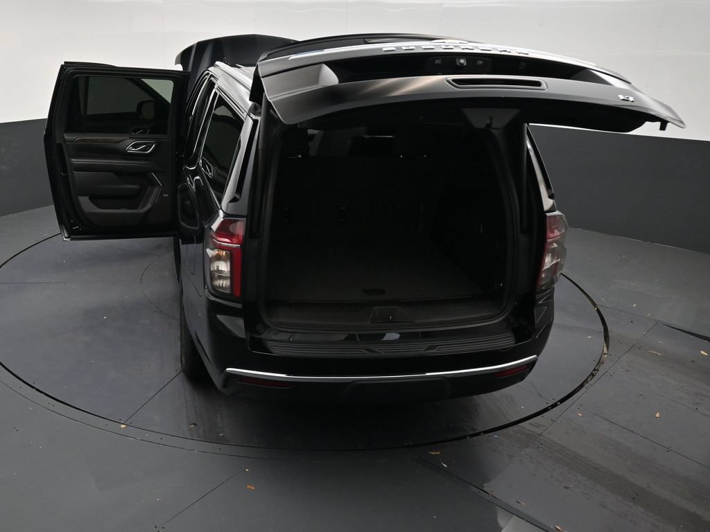 Used 2021 Chevrolet Suburban LT AWD/4WD image 31
