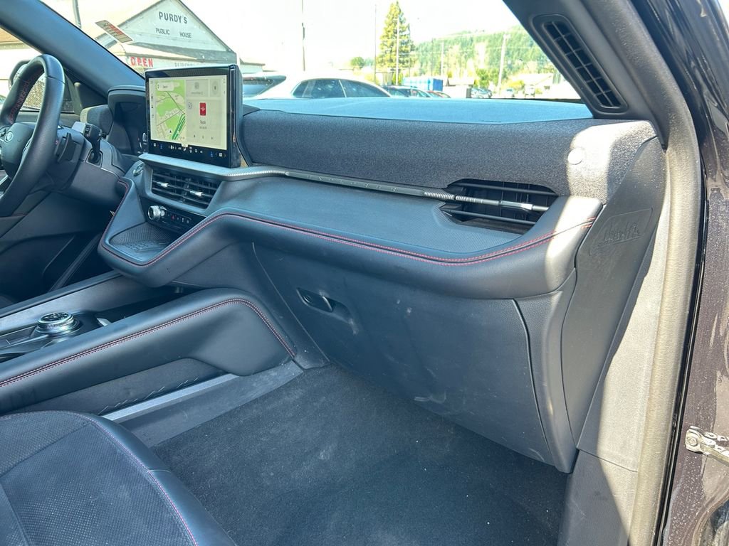 Used 2025 Ford Explorer ST AWD/4WD image 27