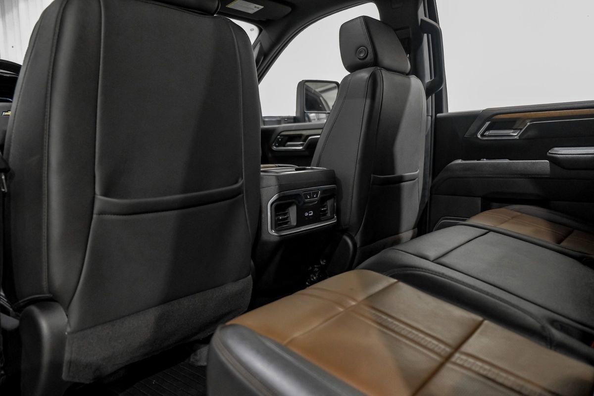 Used 2024 Chevrolet Silverado 2500 High Country w/ High Country Premium Package image 38