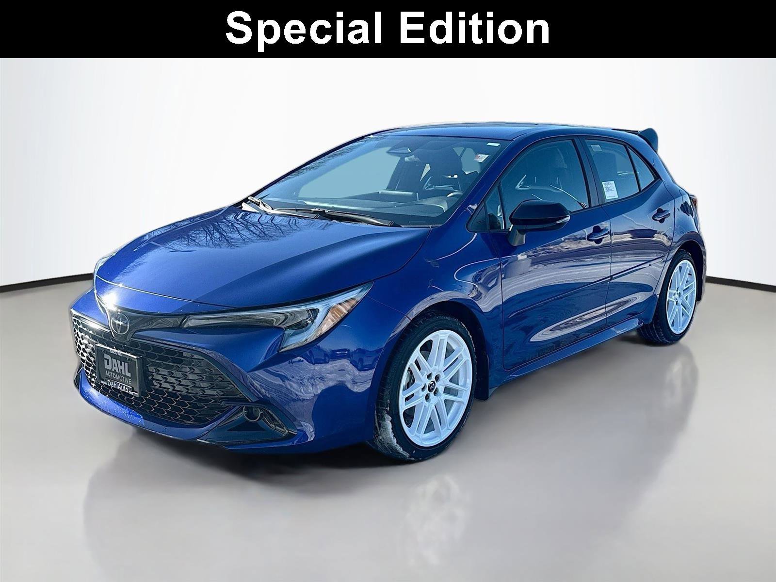 New 2026 Toyota Corolla SE image 3