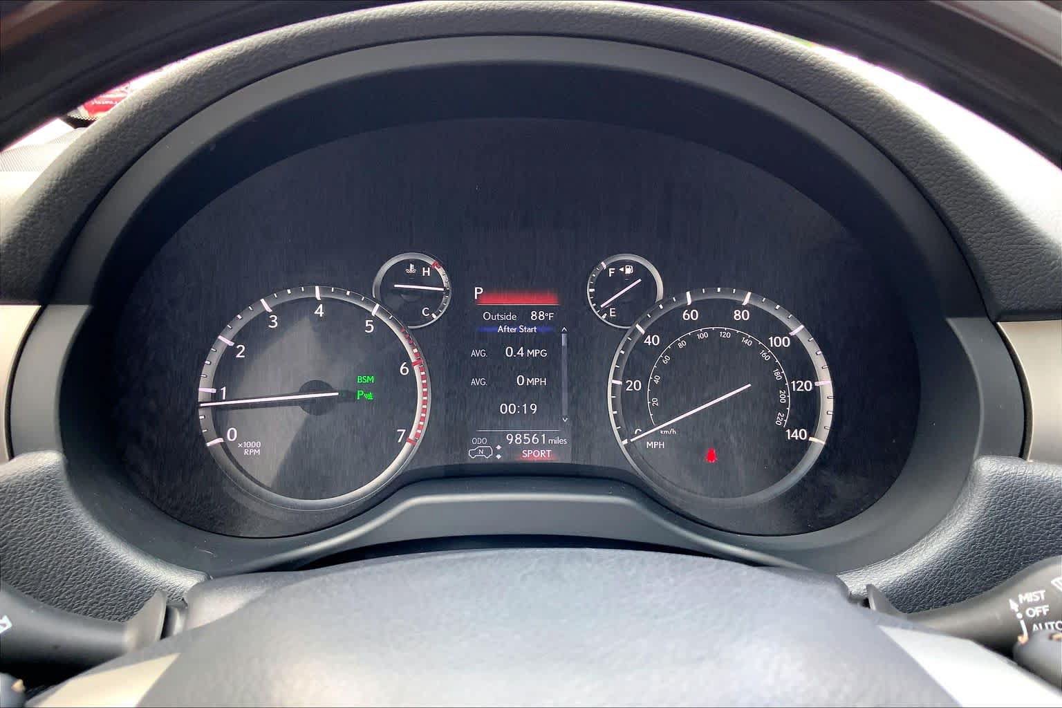 Used 2022 Lexus GX 460 Luxury w/ Sport Design Package AWD/4WD image 26