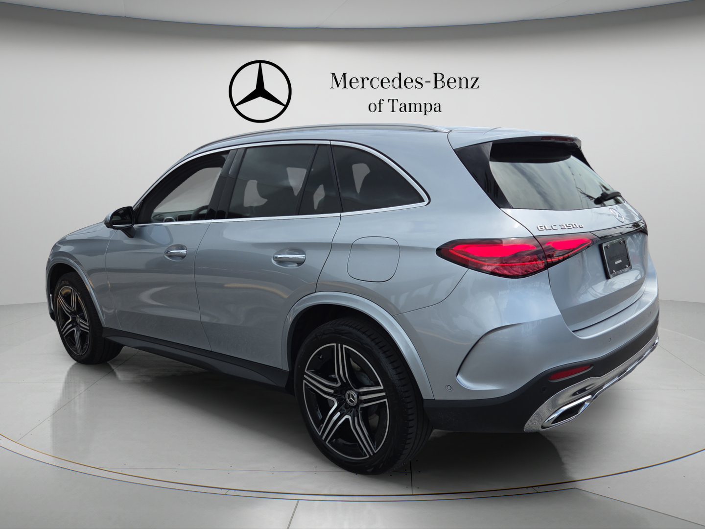 New 2026 Mercedes-Benz GLC 350e 4MATIC image 3