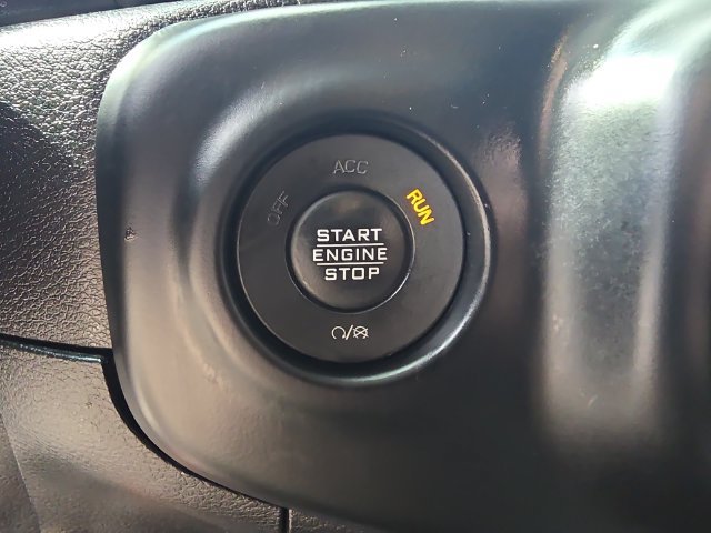 Used 2021 Jeep Gladiator Sport AWD/4WD image 19
