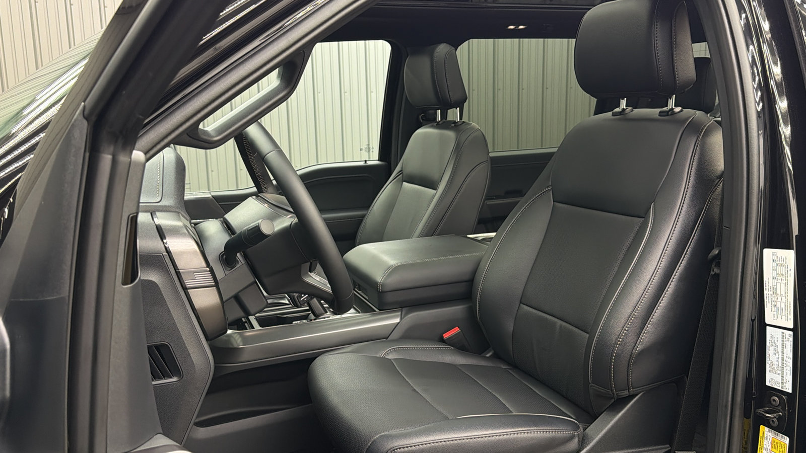 Used 2026 Ford F150 Lariat AWD/4WD image 32