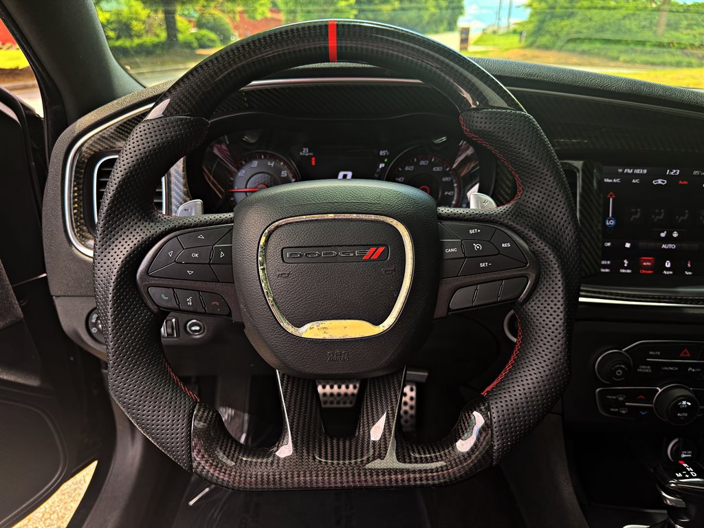 Used 2019 Dodge Charger Scat Pack w/ Dynamics Package RWD image 12