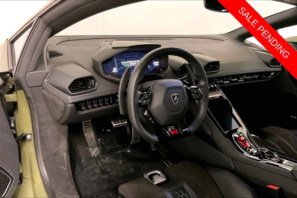 Used 2023 Lamborghini Huracan Tecnica image 7