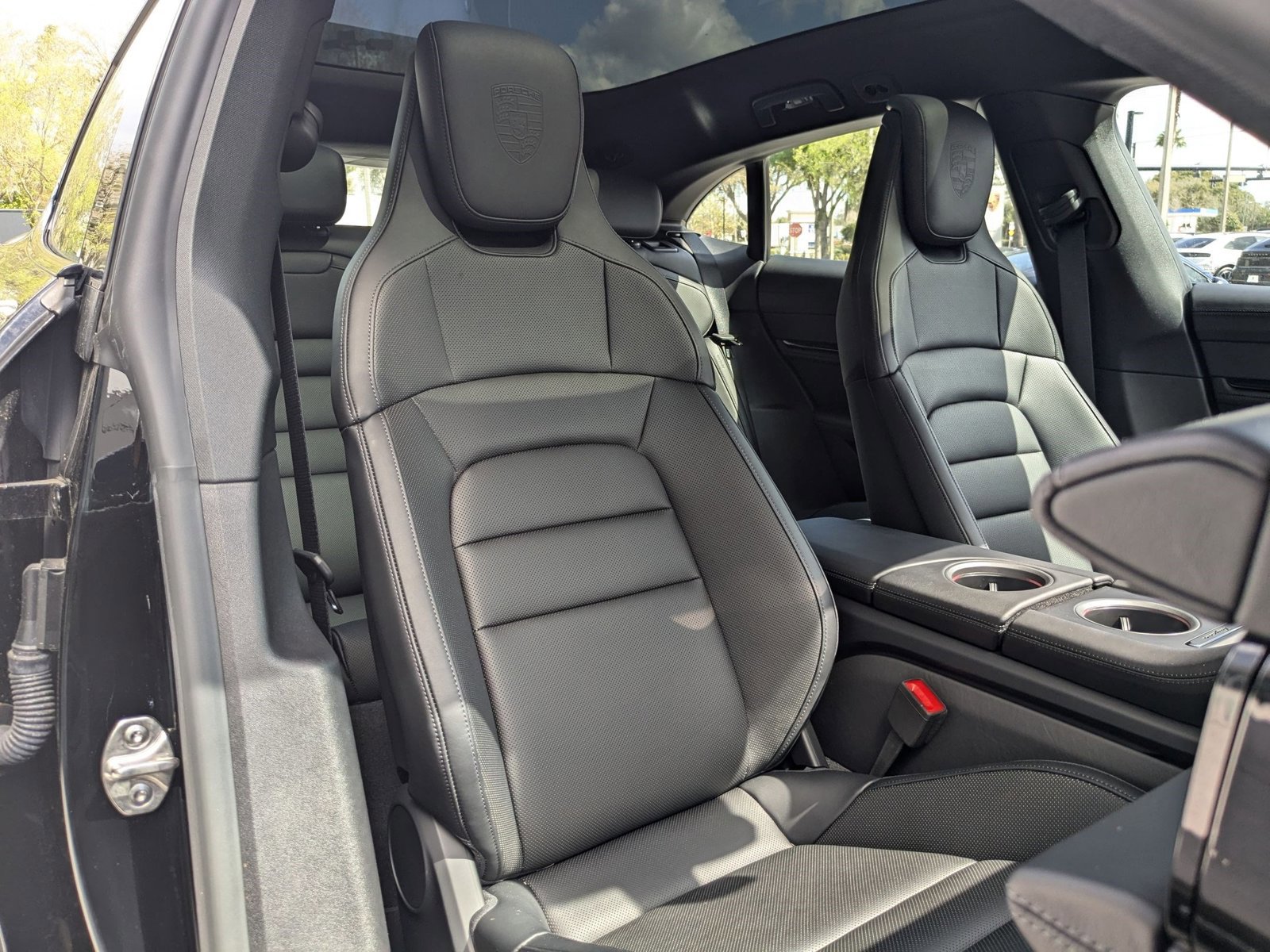 New 2024 Porsche Taycan 4S image 23