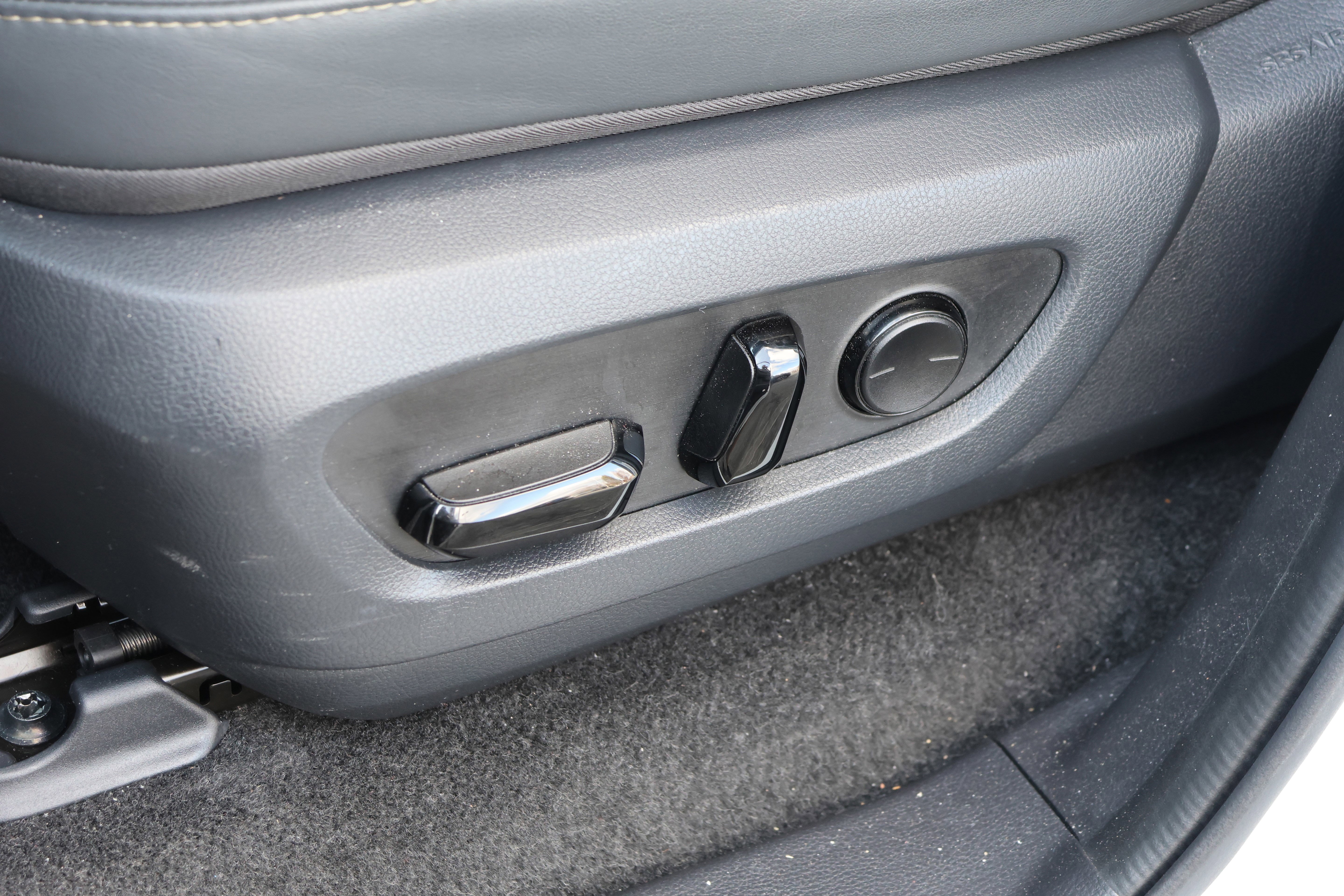 Used 2024 Lexus GX 550 image 32