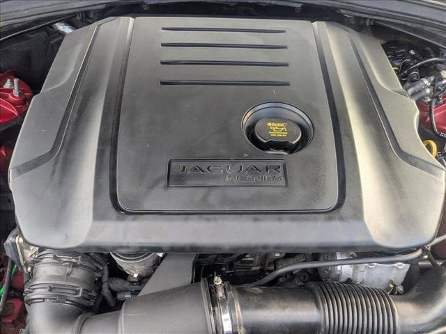 Used 2017 Jaguar F-PACE R-Sport image 25