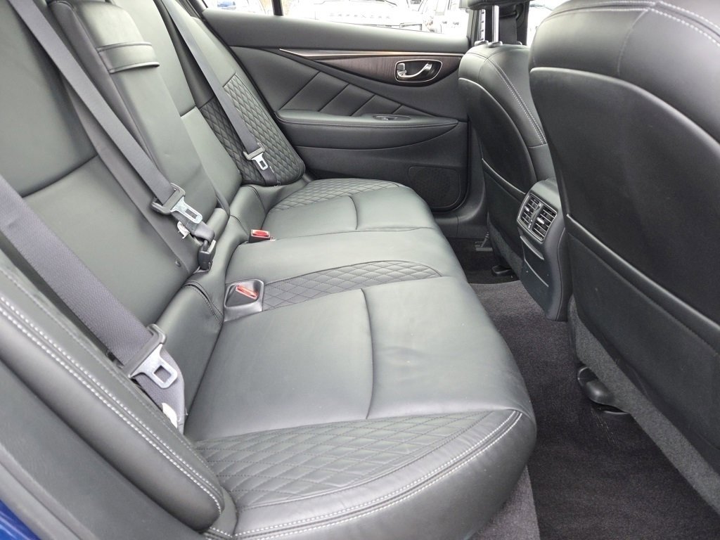 Used 2017 INFINITI Q50 Sport image 5