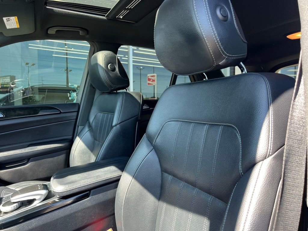 Used 2019 Mercedes-Benz GLE 400 4MATIC image 36